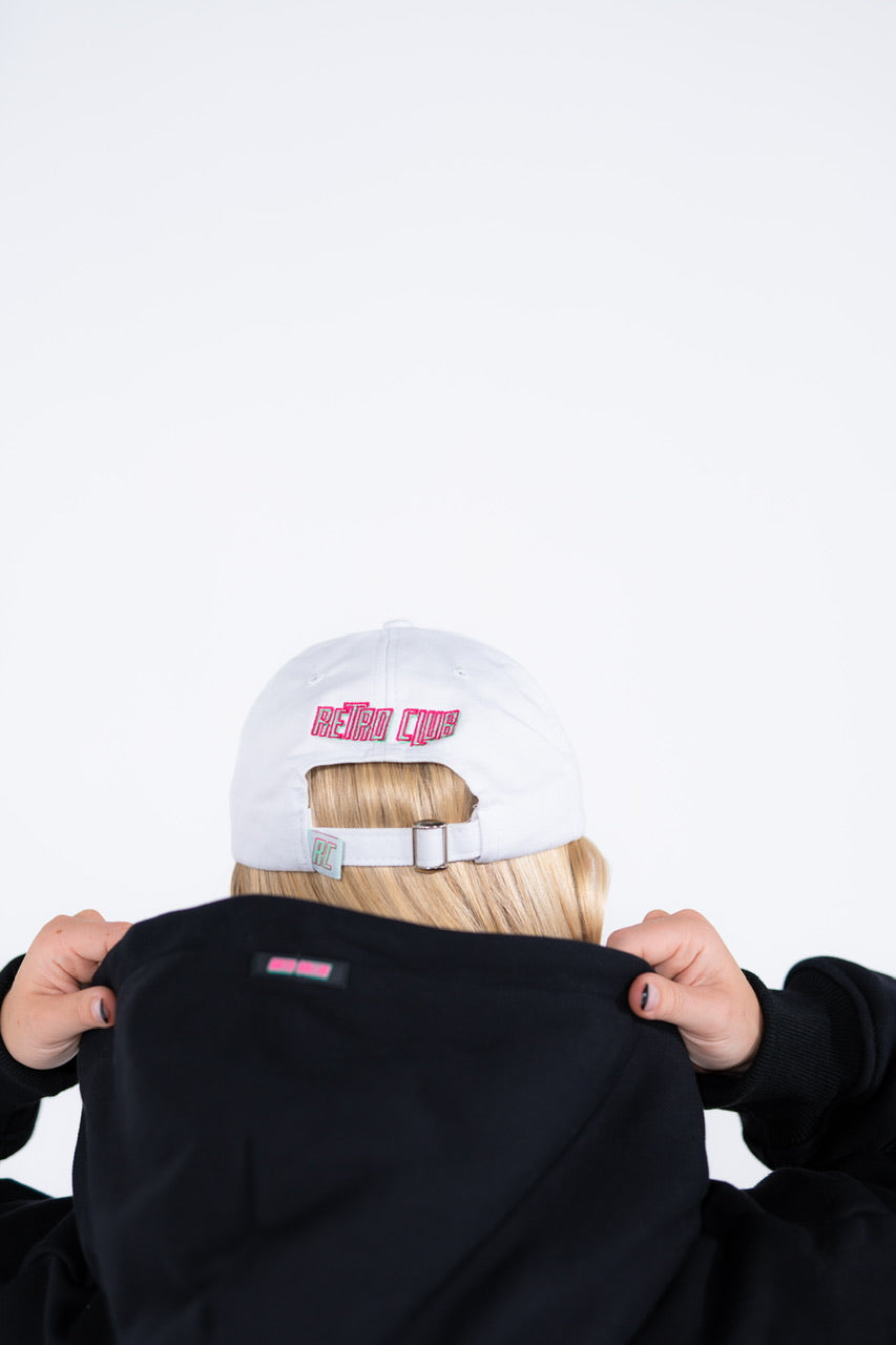 Retro Club baseball cap back view – white vintage streetwear hat
