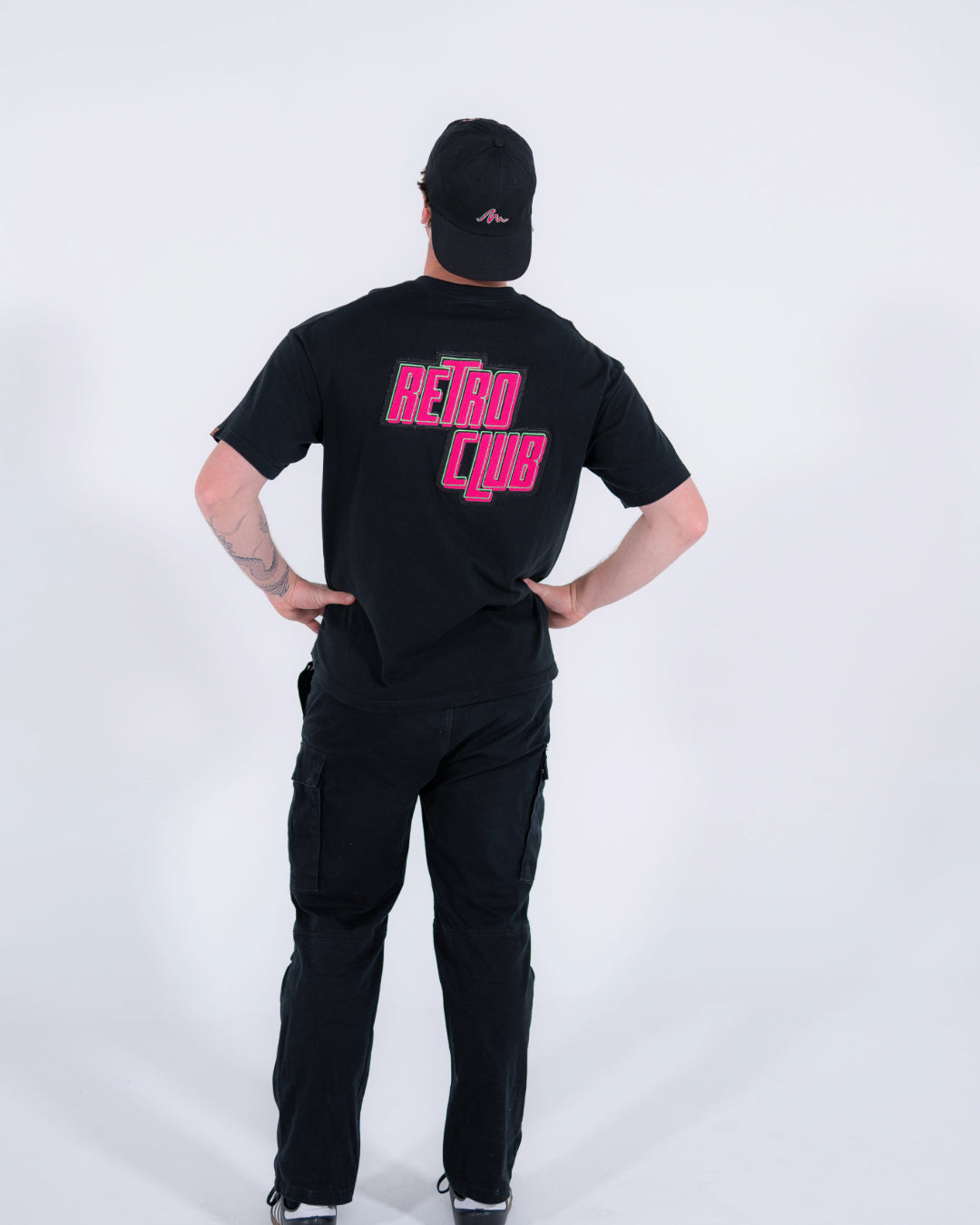 Retro Club oversized t-shirt back – drop shoulder design